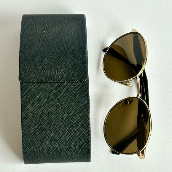 NEW Prada Round Gold Frame Sunglasses with Black Case - Picture 1 of 8